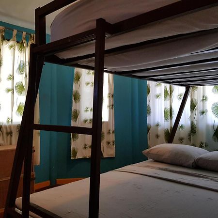 Hostel Mamallena Bocas Del Toro (Adults Only) Екстериор снимка