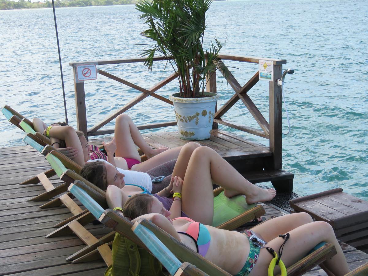 Hostel Mamallena Bocas Del Toro (Adults Only) Екстериор снимка