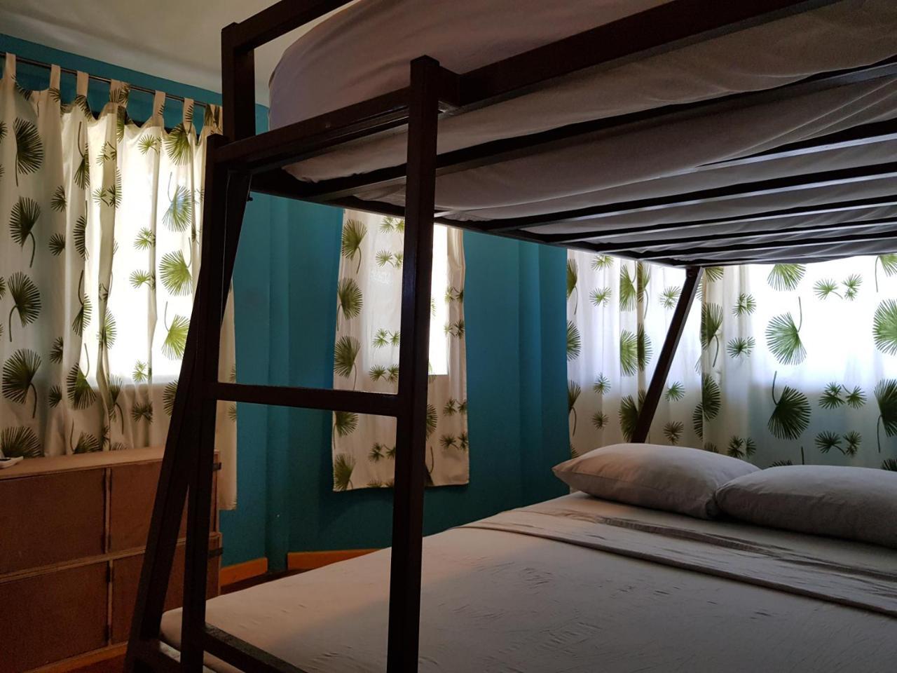 Hostel Mamallena Bocas Del Toro (Adults Only) Екстериор снимка